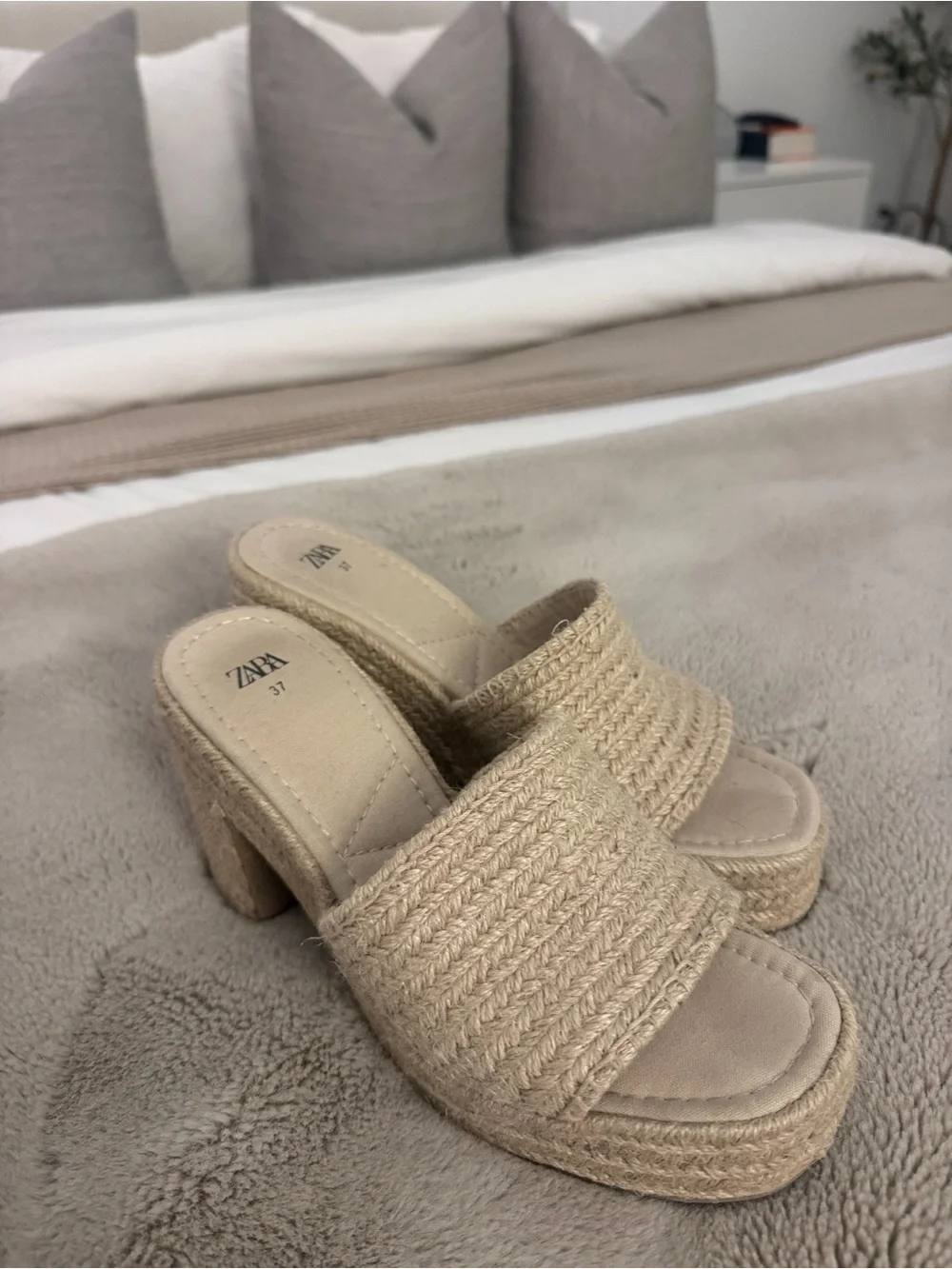 Zara Beige Woven Platform Mule Heels - Women's Slip-On Sandals - Size 7